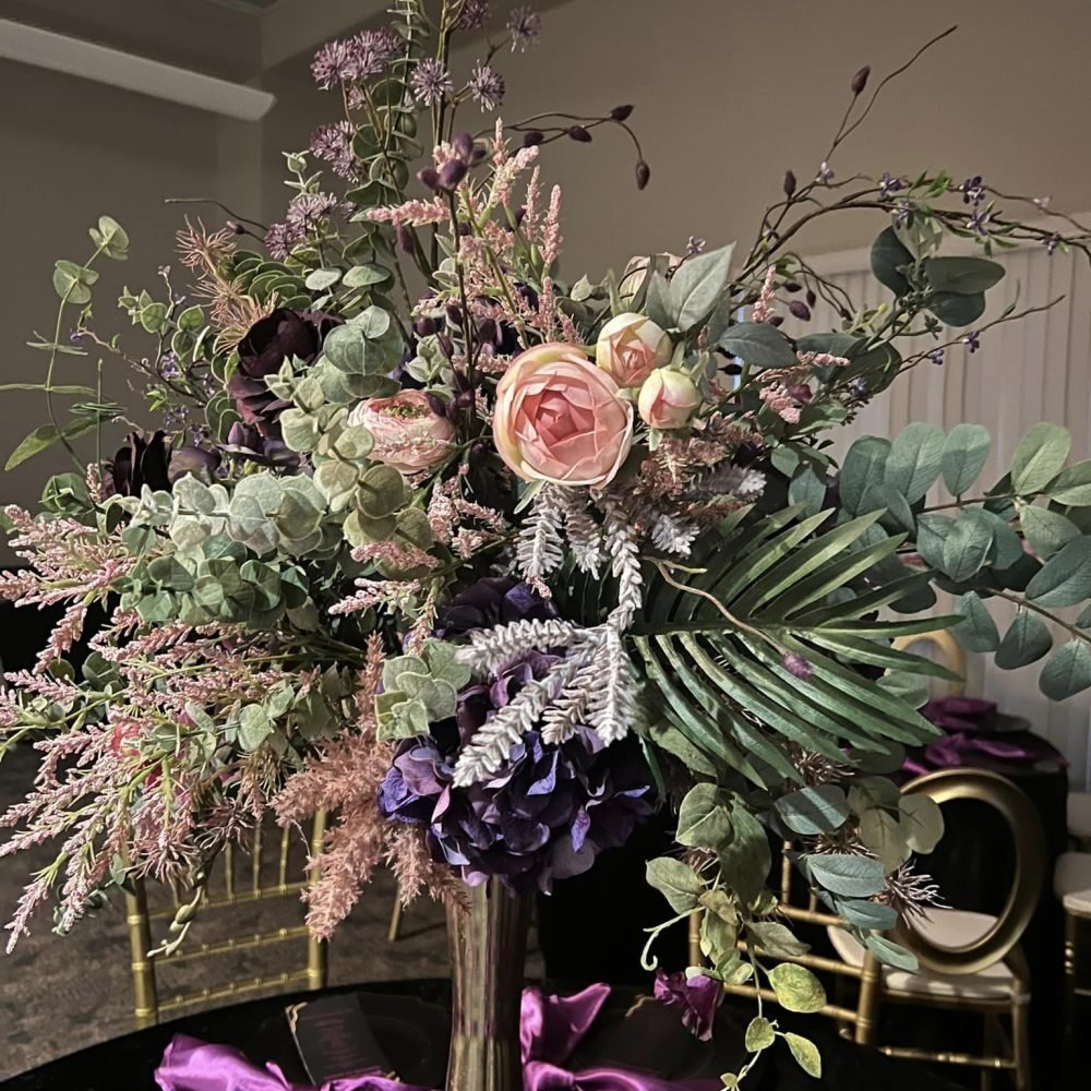 326992019_871022674115498_8493772982283450215_n eei floral